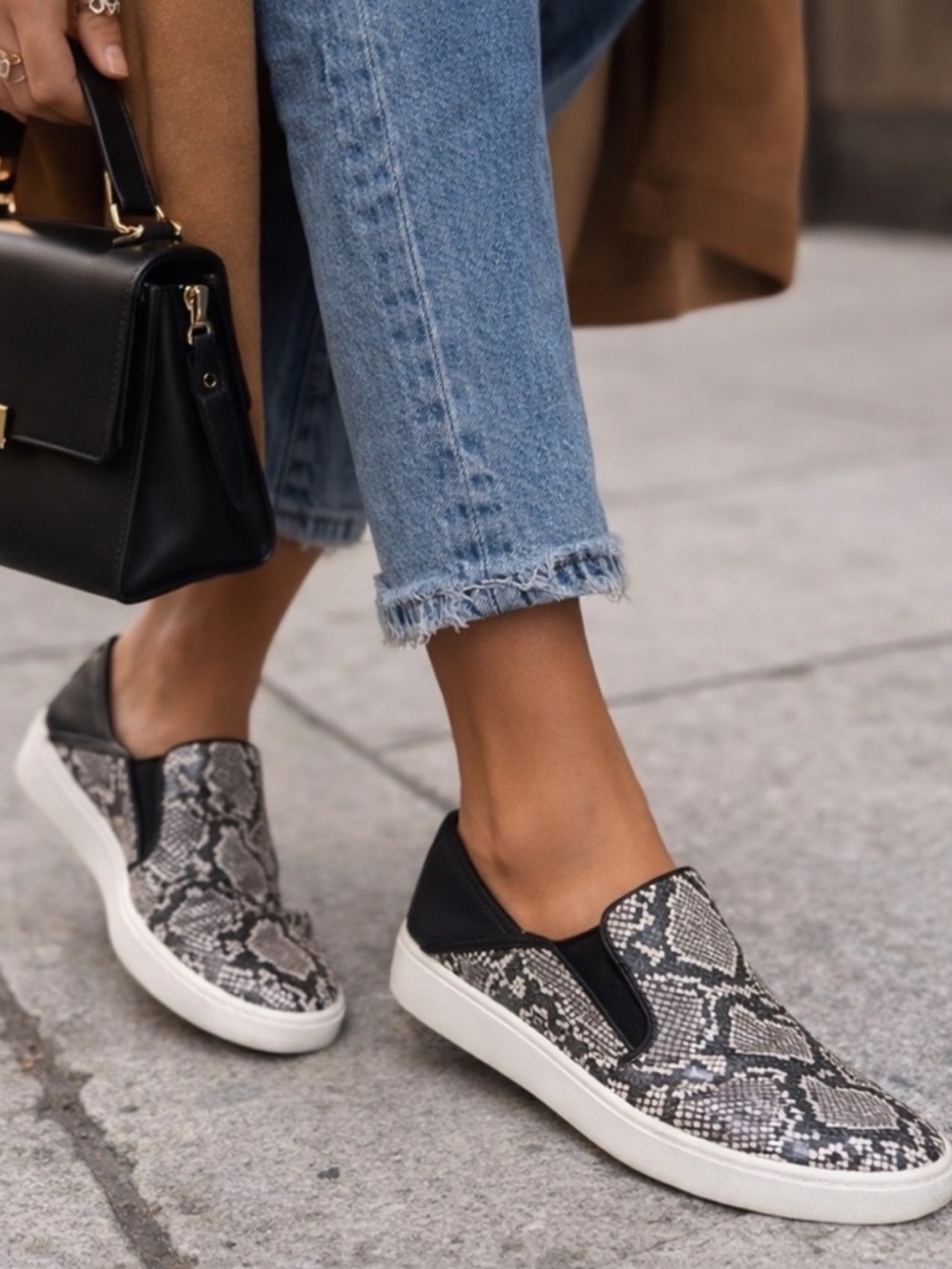 Vince Black Slip-On Sneaker‎ Interior Detail